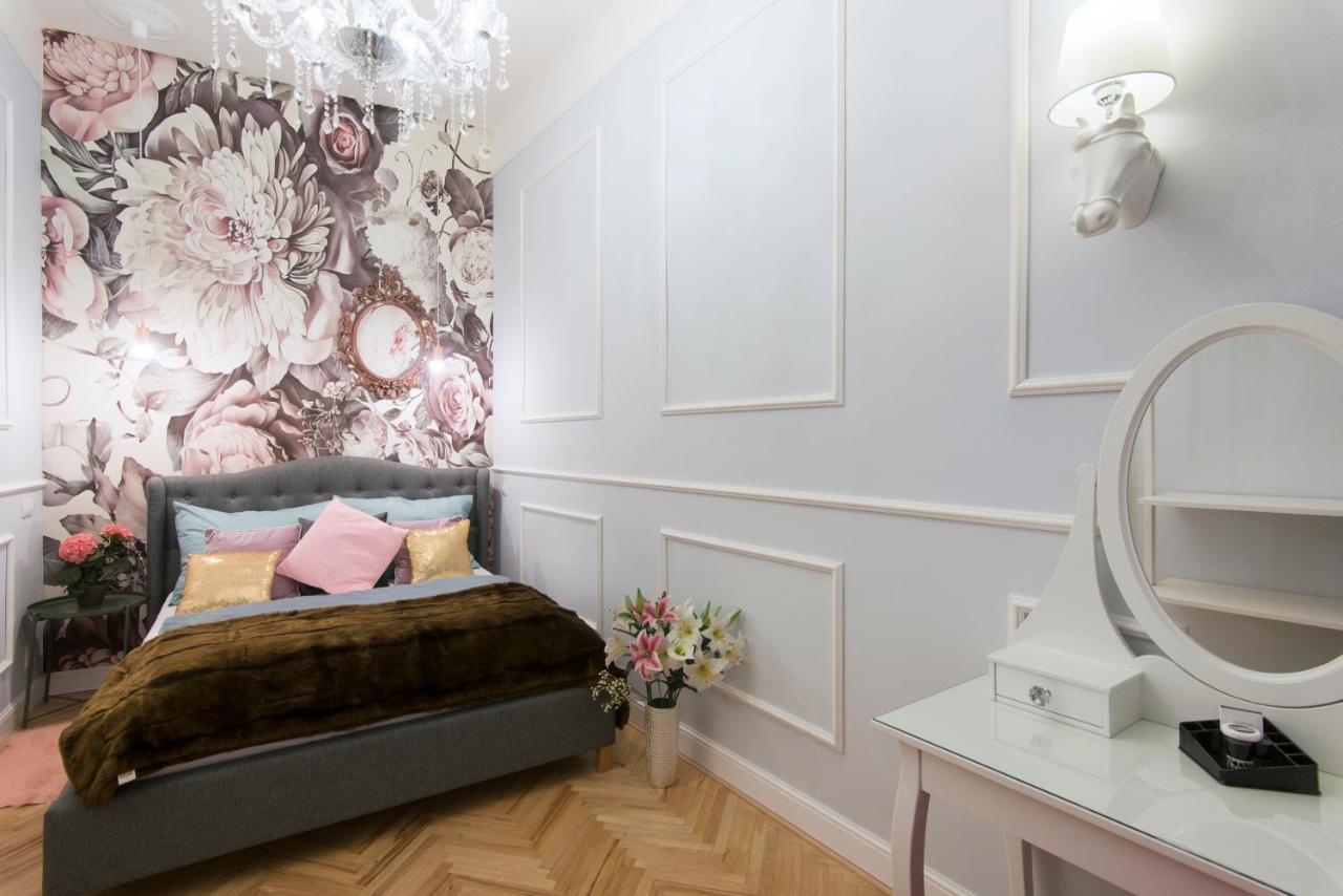 Vogue Apartment Near By Wenceslas Square Prag Eksteriør billede